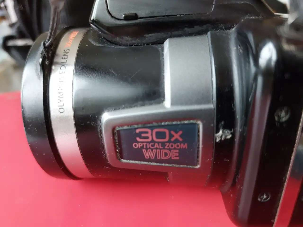 Фотоаппарат Олимпус 800 UZ 30Х 14.7 м пикселей цифровой япония