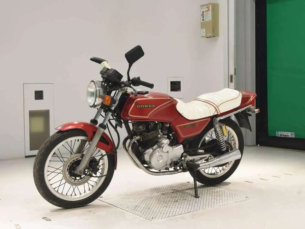 Мотоцикл дорожный Honda CB250RS Z рама MC02