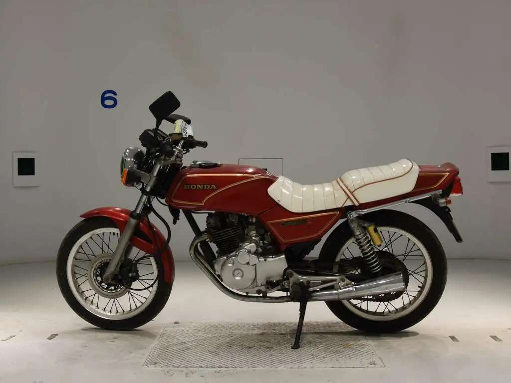 Мотоцикл дорожный Honda CB250RS Z рама MC02